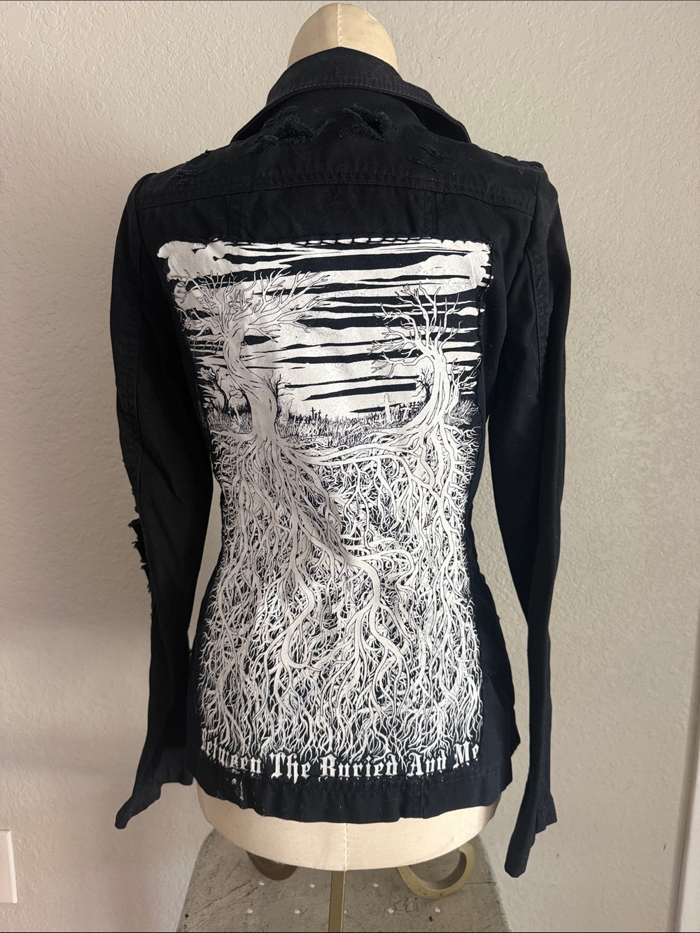 Between the buried and me custom made black jacket size 4